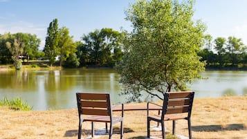 Lago