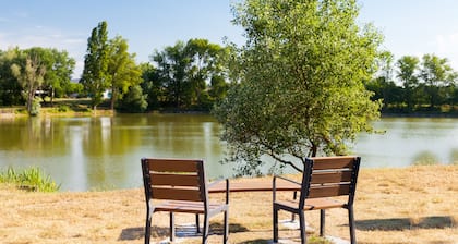 The Originals Access, Hôtel Bordeaux Lac