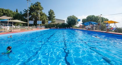 Eilon TravelHotel