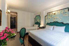 Deluxe Triple Room | Minibar, in-room safe, desk, soundproofing - Hanoi House Hotel & Travel (Hanoi)