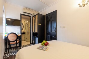 Superior Single Room | Minibar, in-room safe, desk, soundproofing - Hanoi House Hotel & Travel (Hanoi)