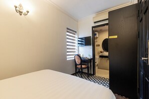 Superior Single Room | Minibar, in-room safe, desk, soundproofing - Hanoi House Hotel & Travel (Hanoi)