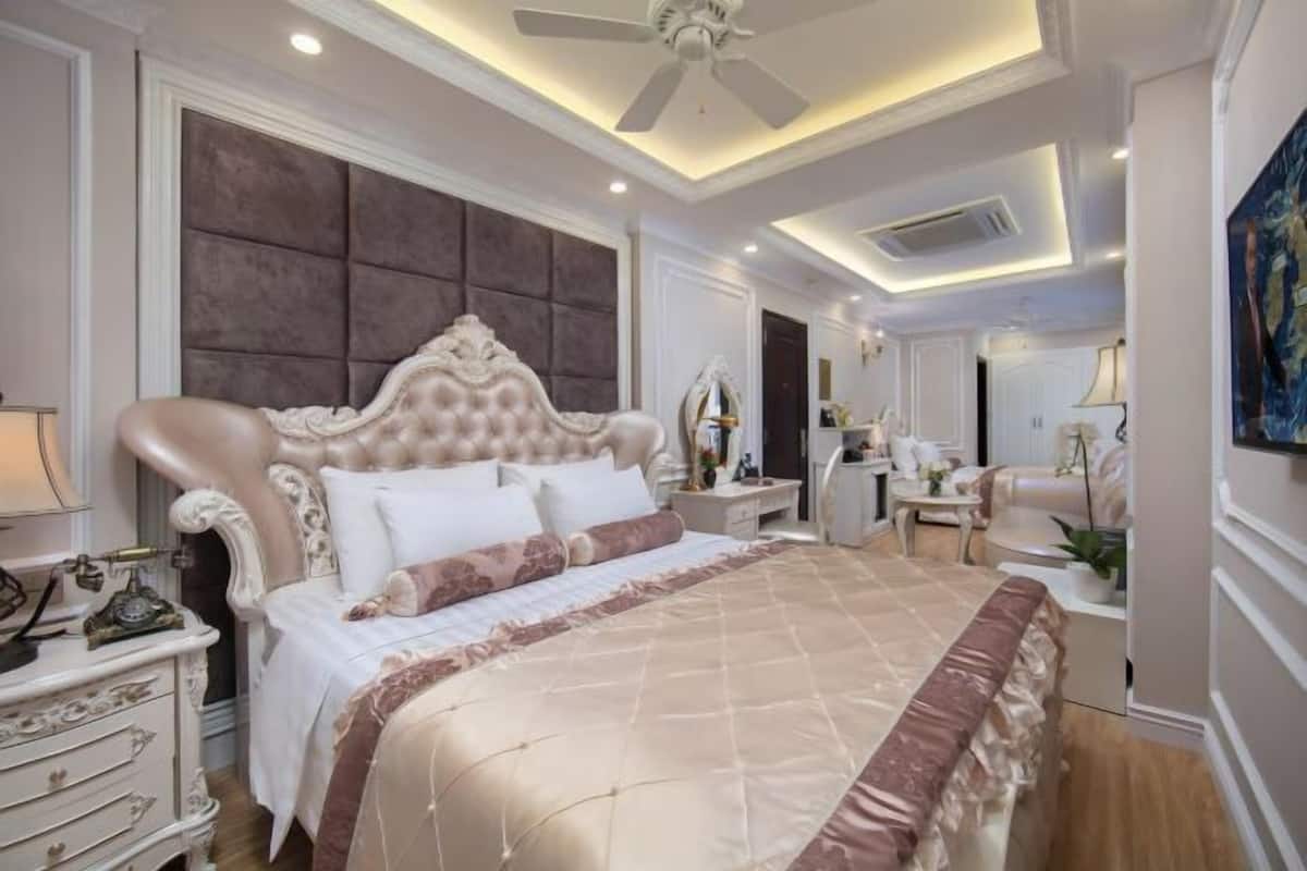 1 bedroom, Egyptian cotton sheets, pillow-top beds, free minibar items