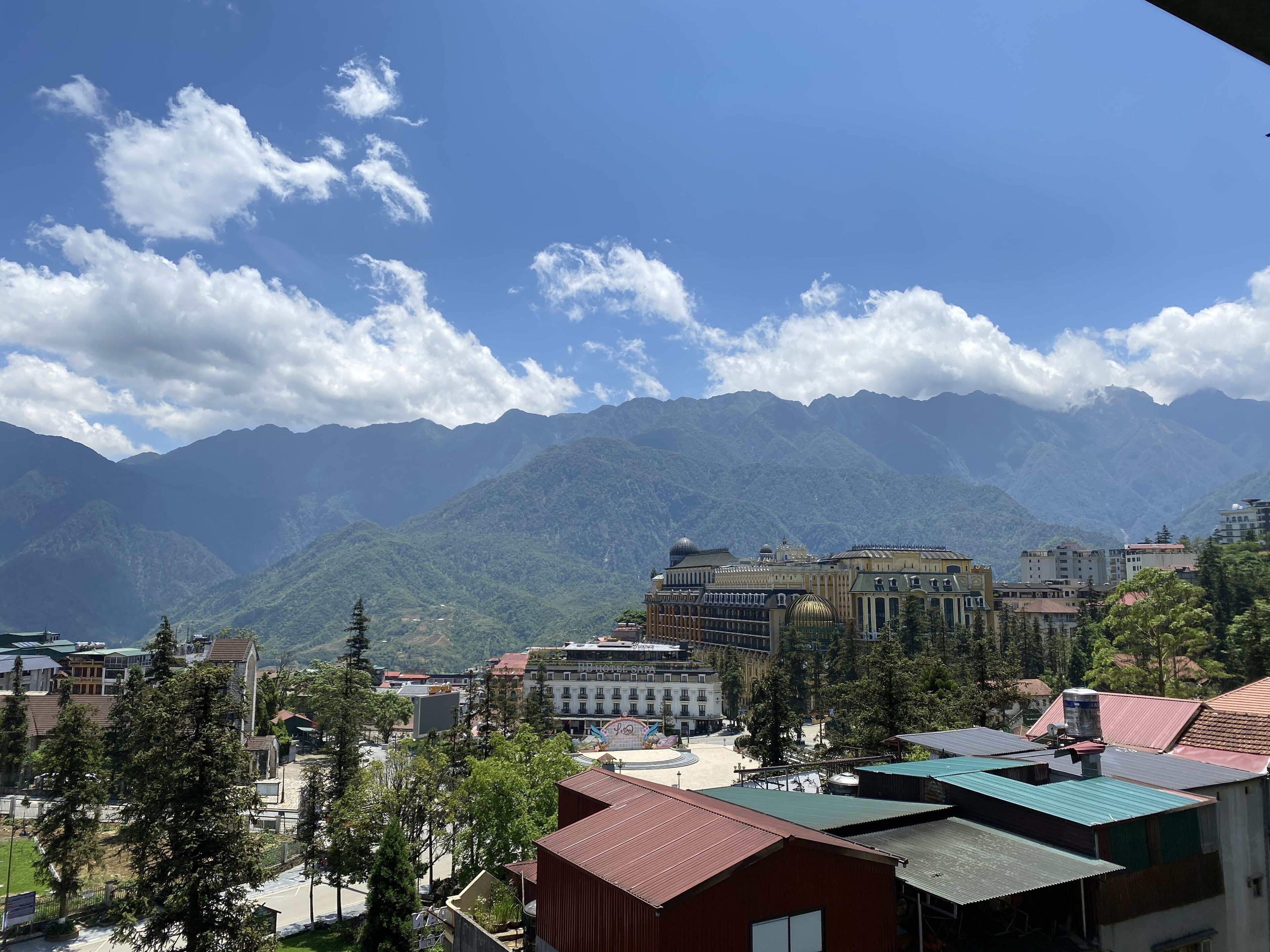 deluxe double or twin room, mountain view | egyptian cotton sheets, pillow-top beds, in-room safe