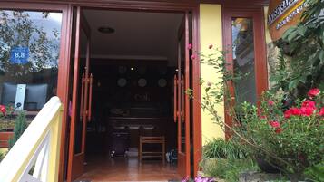 Entrée de l’hébergement