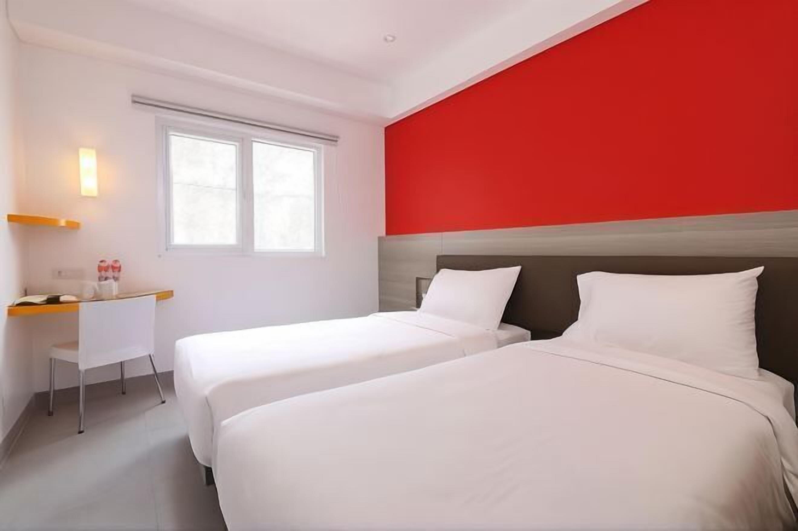 Coffres-forts dans les chambres, bureau, Wi-Fi gratuit, draps fournis