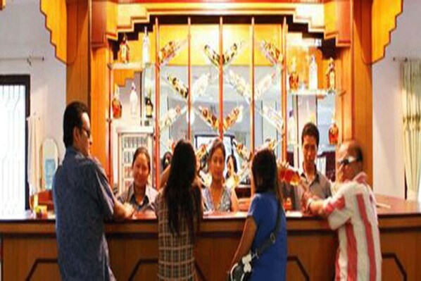 Bar (on property) - Swayambhu Peace Zone Hotel (Kathmandu)