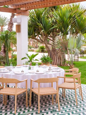 4 restaurants, lunch served - The View Agadir (Agadir)