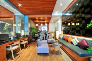 Café - ASHLEE Heights Hotel Patong (Patong)