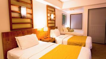 1 bedroom, in-room safe, desk, iron/ironing board