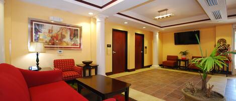 Coin salon dans le hall