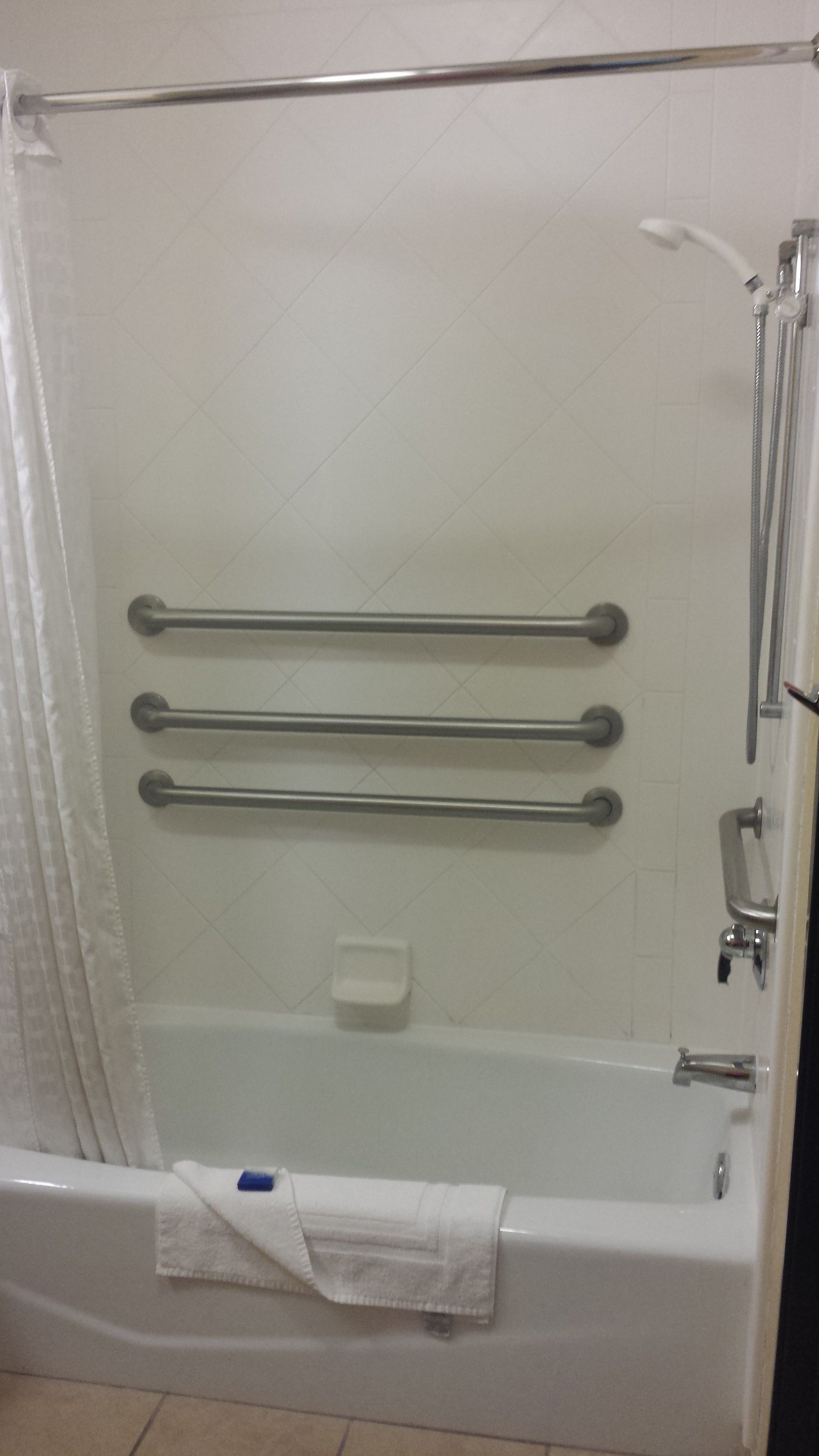 standard room, 2 queen beds, accessible, bathtub | bathroom | combined shower/bathtub, free toiletries, hair dryer, towels