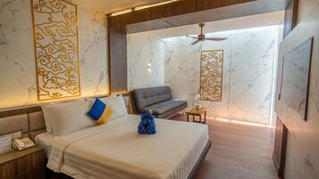 Premier Room (Free Beer - Welcome Drink)