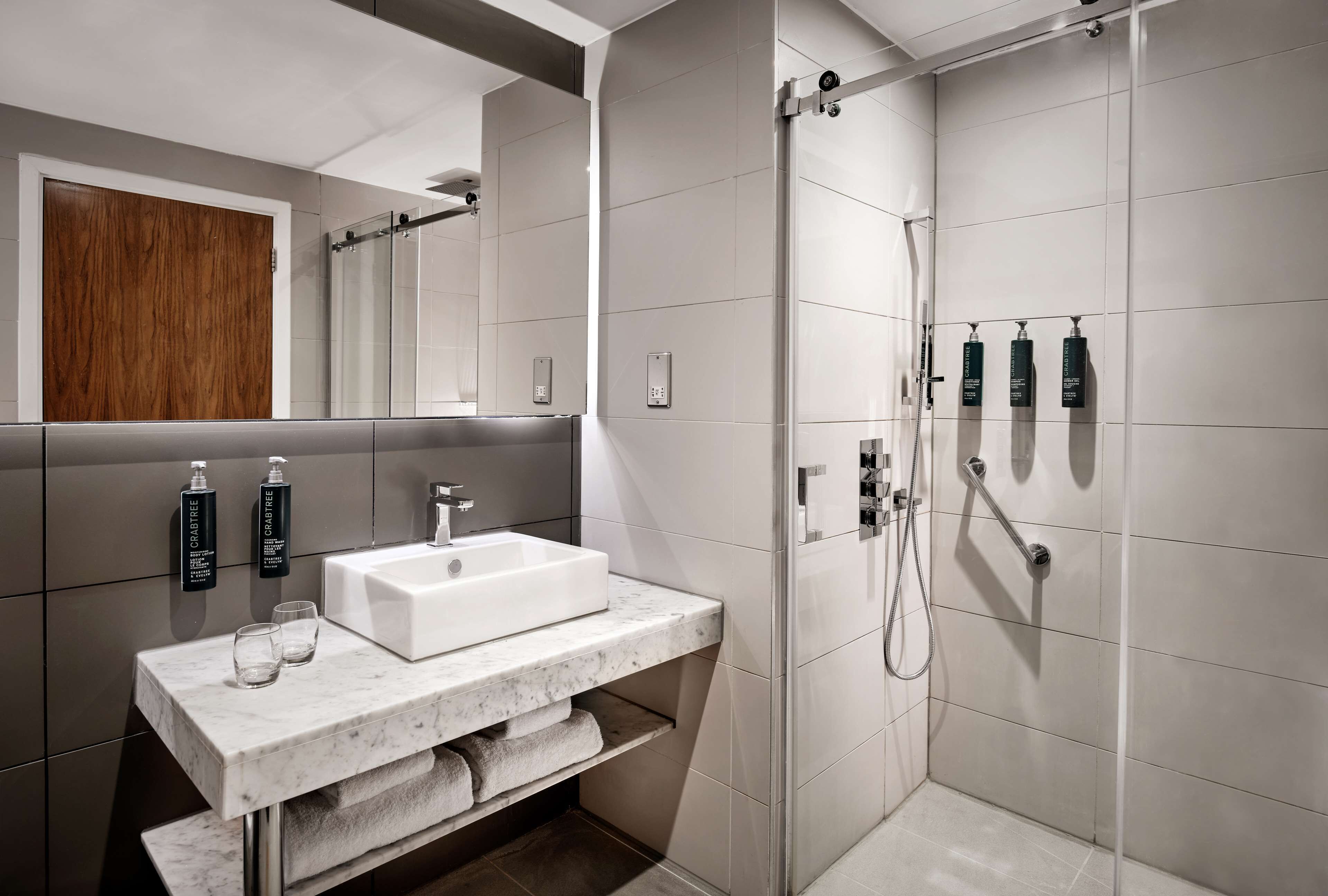 Bathroom shower