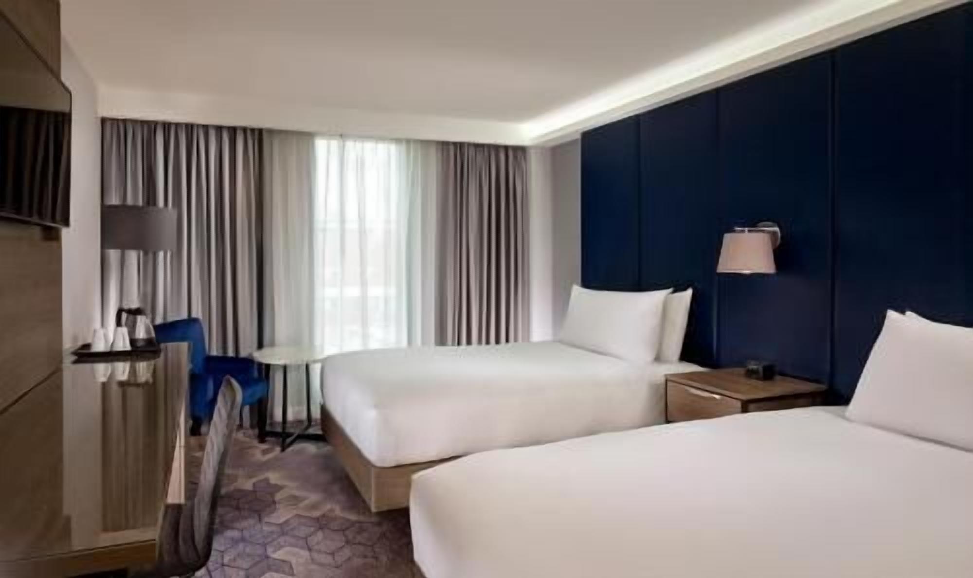 Premium bedding, in-room safe, desk, laptop workspace