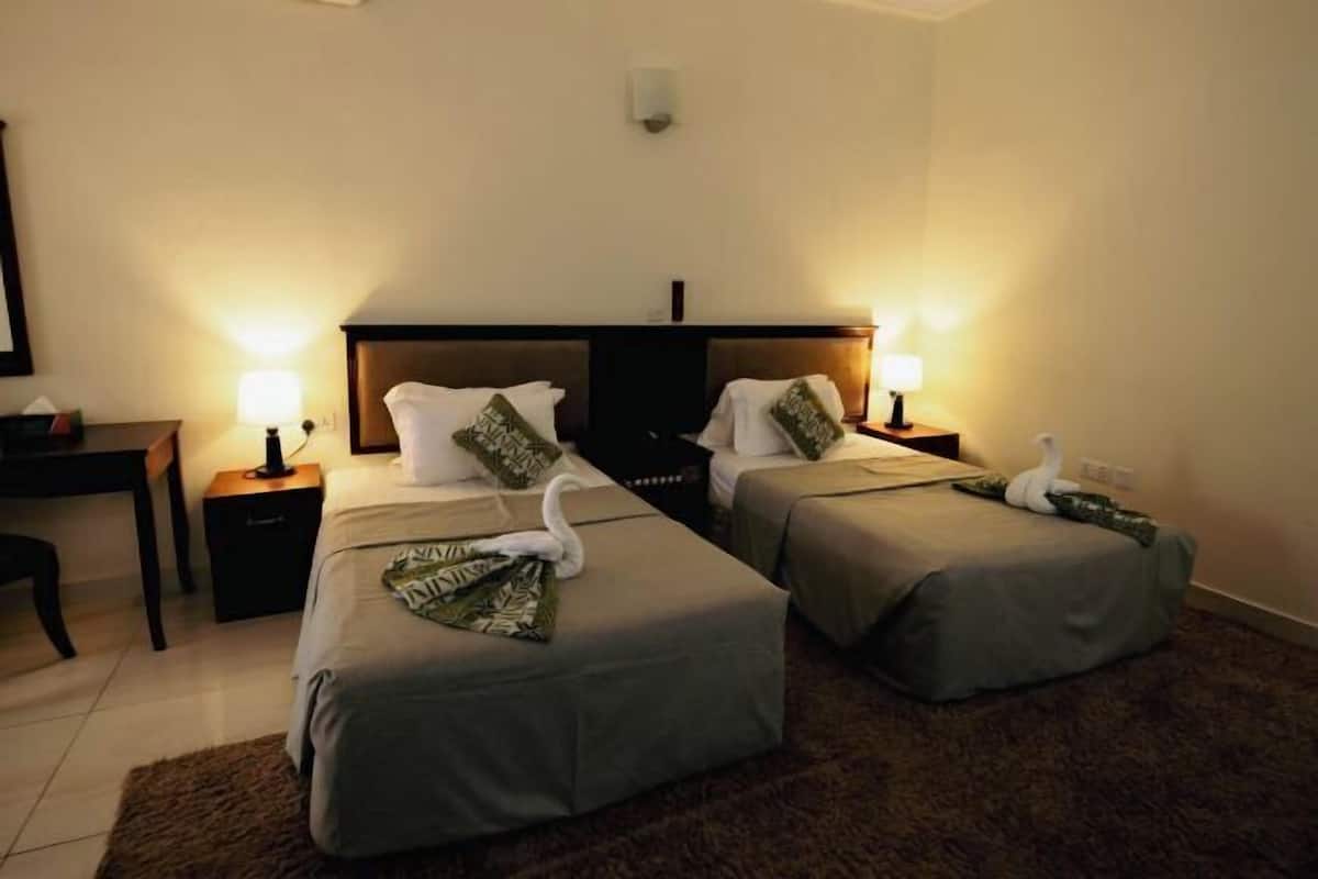 Minibar, desk, free WiFi, bed sheets