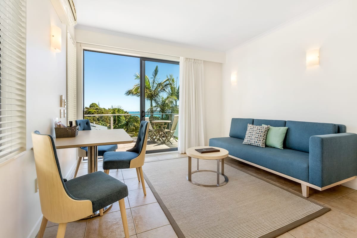 Sea View Studio Apartment | Private kitchen | Mini-fridge, coffee/tea maker, electric kettle, cookware/dishes/utensils