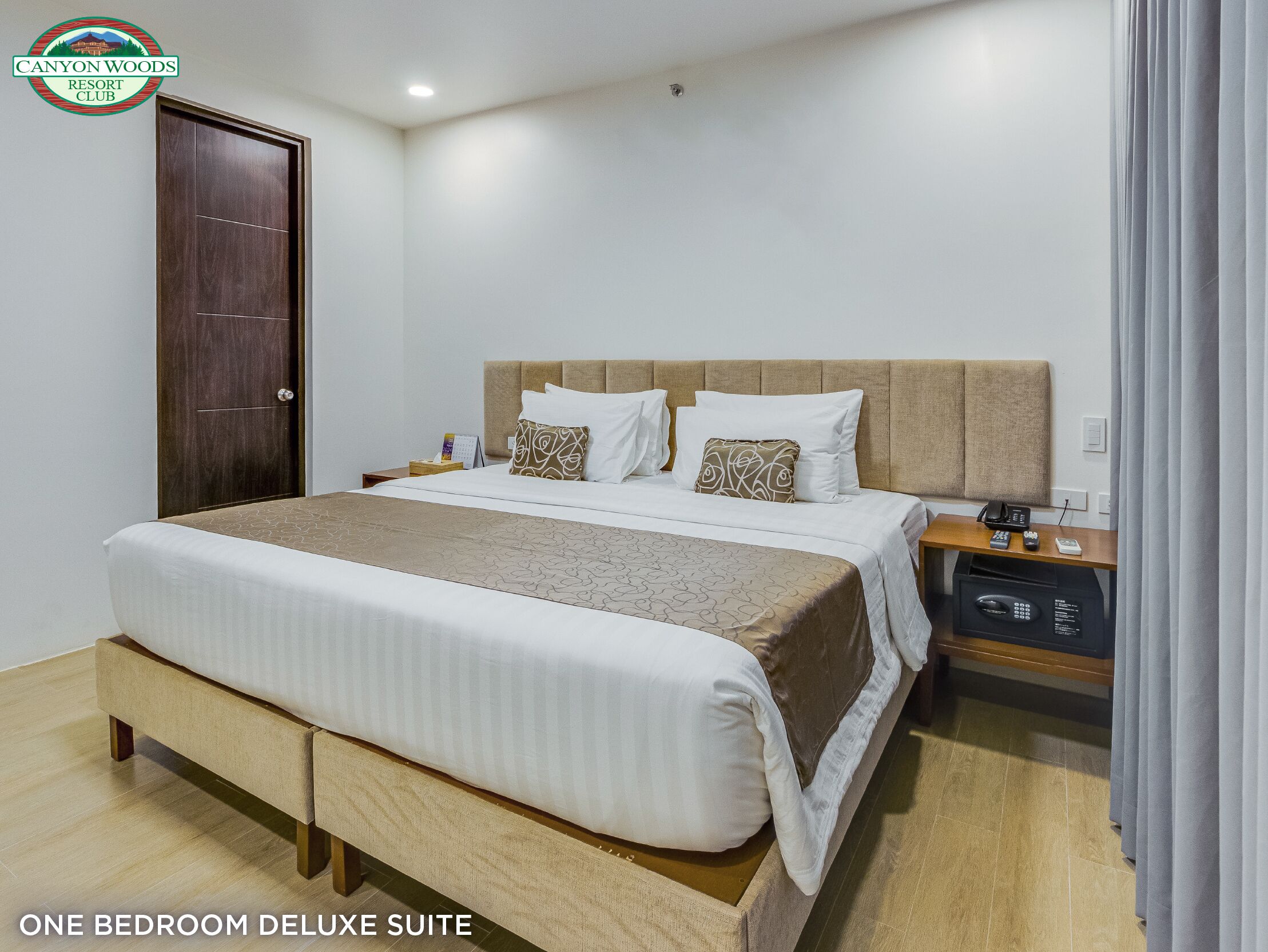 One Bedroom Suite | In-room safe, desk, iron/ironing board, bed sheets
