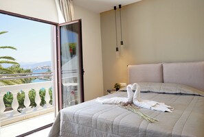 デラックス ダブルルーム | ミニバー、セーフティボックス (室内)、アイロン / アイロン台、WiFi (無料)