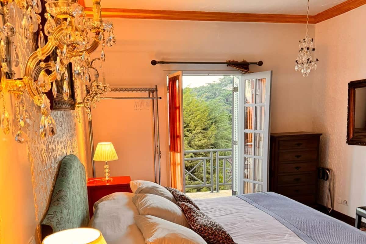 Suite Master India com Lareira
