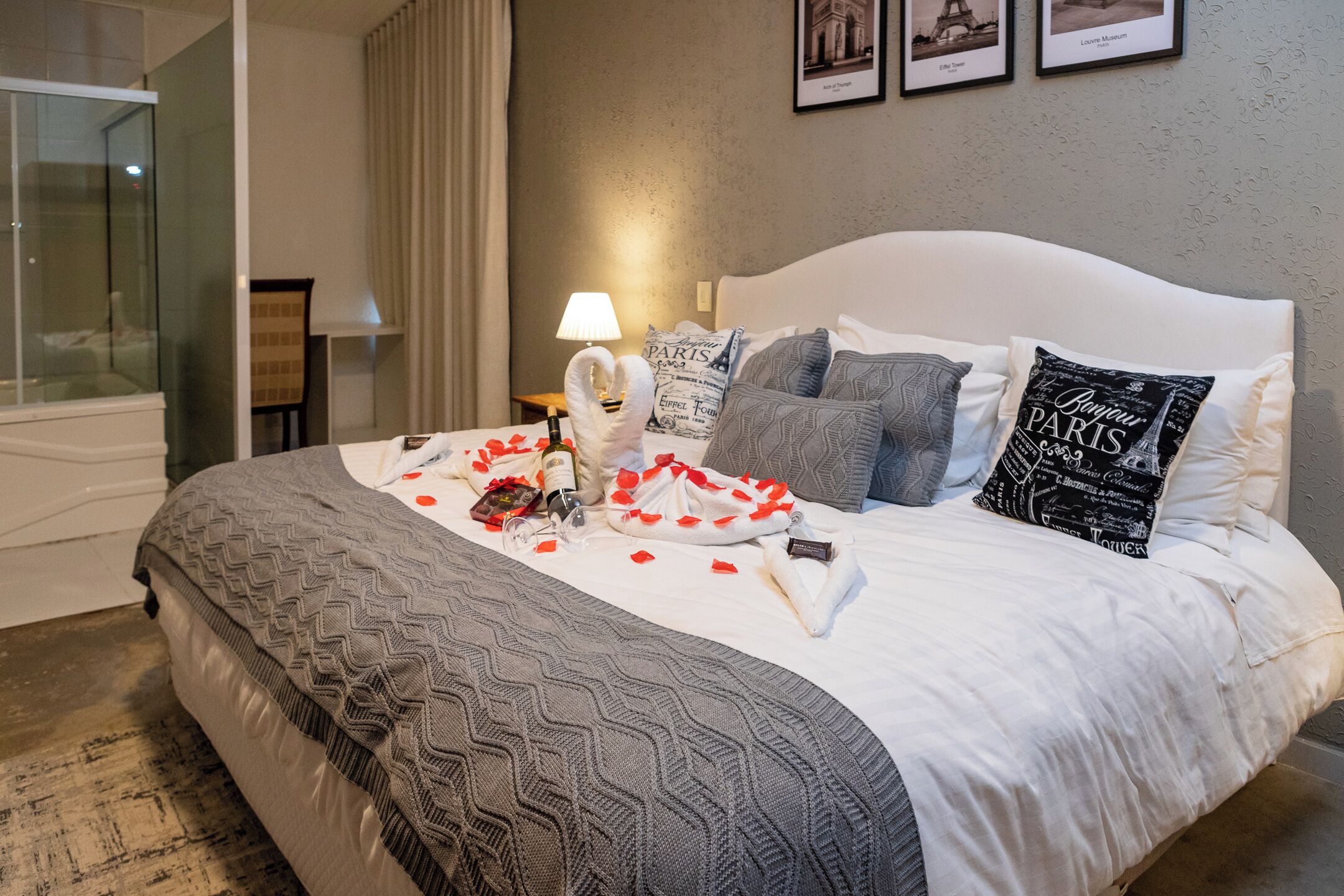 Suite Master Paris com lareira | Draps en coton égyptien, literie de qualité supérieure