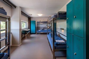 Standard Room, Private Bathroom (Bunk beds, 6 persons)