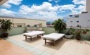 Outdoor pool, pool loungers