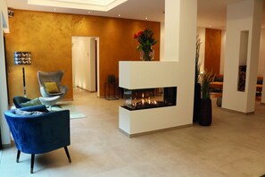 Body treatments, body scrubs, facials, manicures and pedicures - salinenparc Design Budget Hotel (Erwitte)