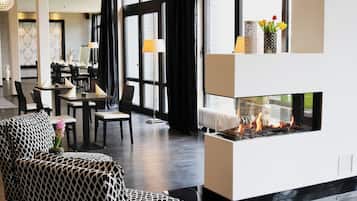 Daily buffet breakfast (EUR 14.5 per person)
