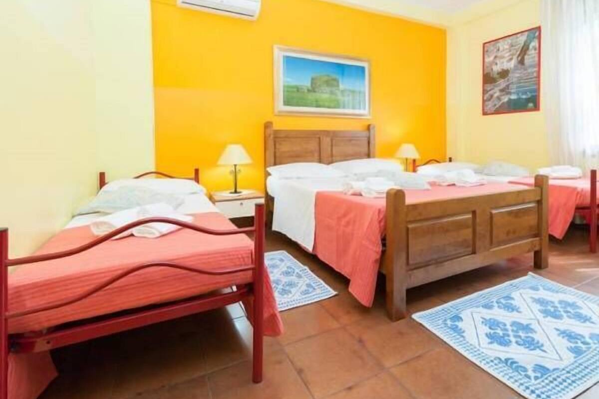 quadruple room, multiple beds | minibar, individually furnished, iron/ironing board, cots/infant beds