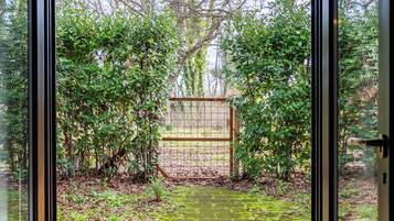 Superior-Loft, Haustiere gestattet, Gartenblick | Ausblick vom Zimmer