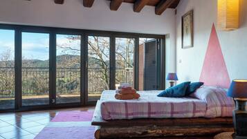 Suite Junior, terrasse, vue partielle sur la mer