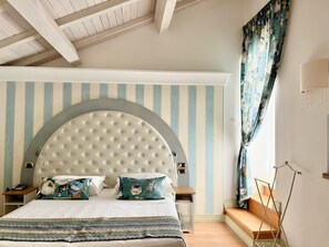 Junior Room | Egyptian cotton sheets, premium bedding, down duvets - Villa Euchelia Resort (Castrocielo)