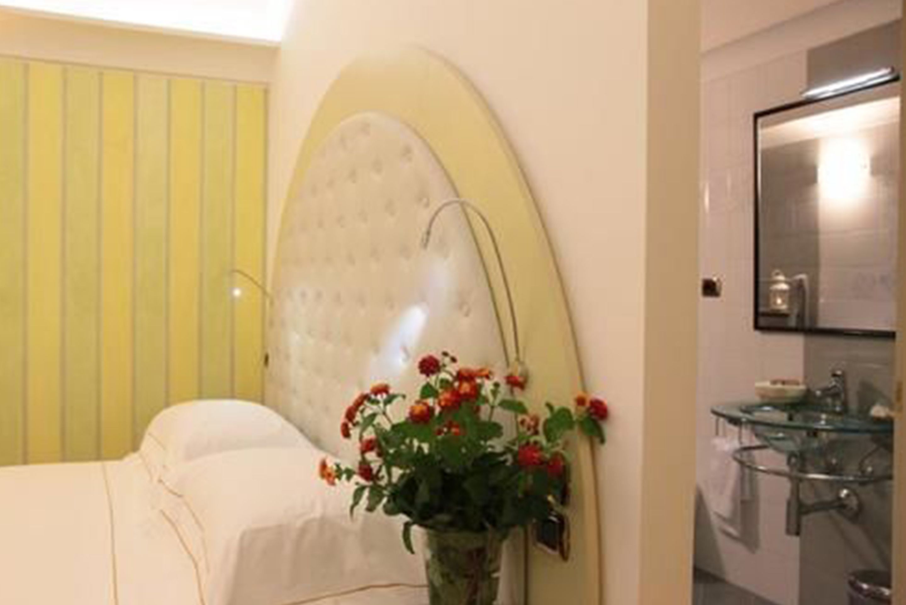 egyptian cotton sheets, premium bedding, down duvets