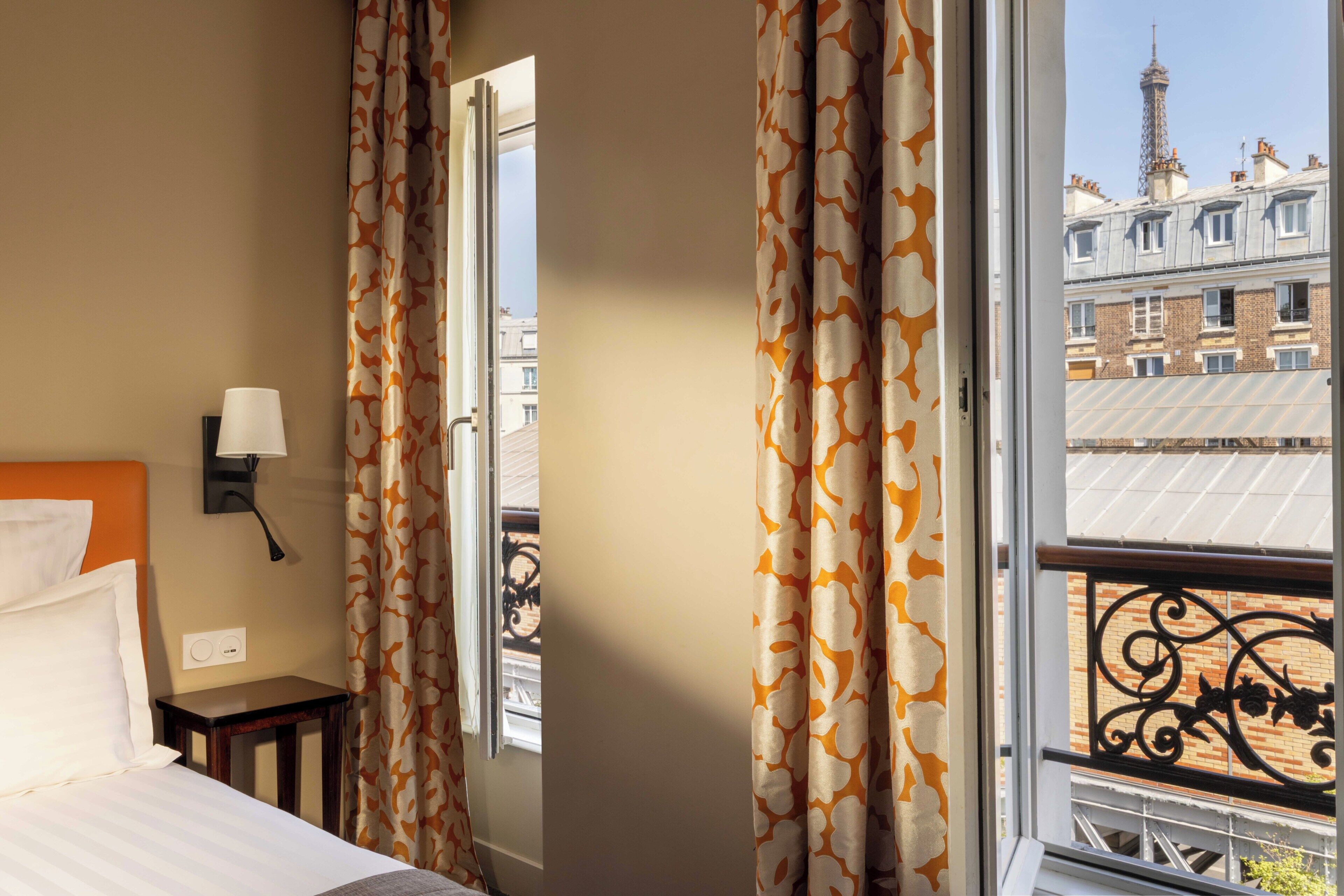 Classic Double Room view the Eiffel Tower | Premium bedding, in-room safe, desk, blackout drapes