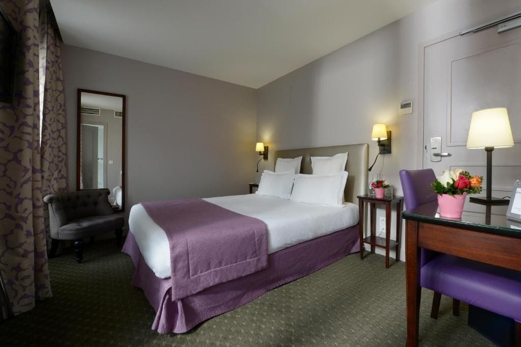 superior double room, courtyard view | premium bedding, in-room safe, desk, blackout curtains