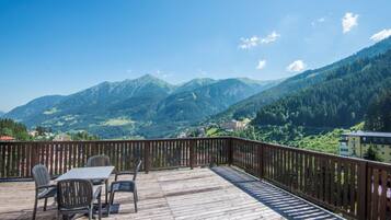 Deluxe Apartment, 2 Bedrooms, Mountain View | Terrace/patio