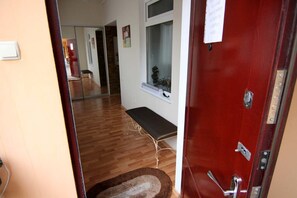 Apartment, 2 Schlafzimmer | Balkon