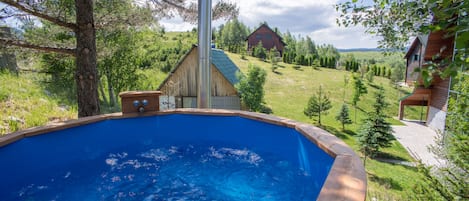 Bain à remous extérieur