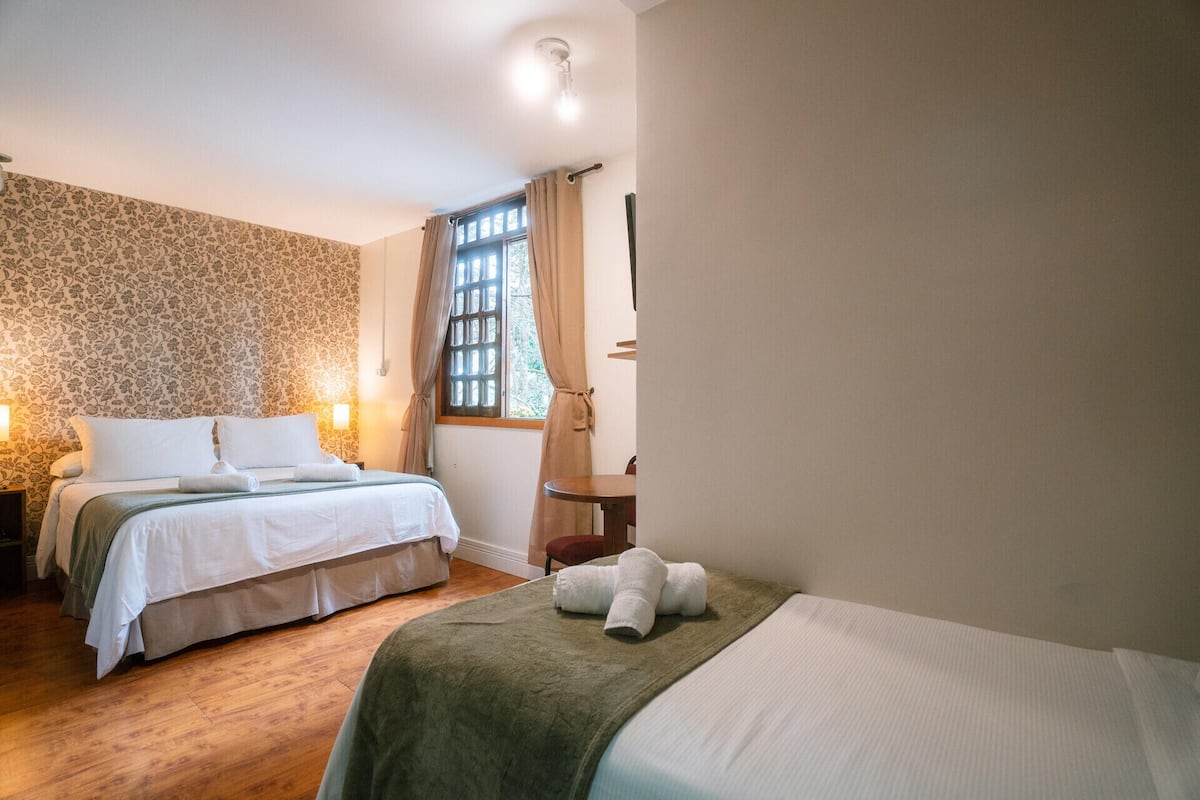 Hypo-allergenic bedding, minibar, blackout curtains, soundproofing