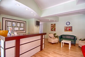 Reception - Status Hotel (Fethiye)