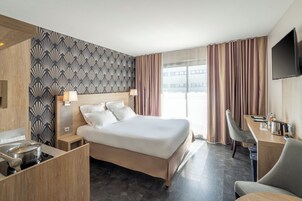 Standard Studio, 1 Katil Raja (King), Non Smoking (Twin bed on request) | Peti besi dalam bilik, langsir/tirai gelap terus, kalis bunyi 