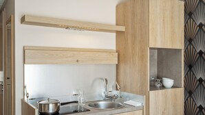 Studio – standard, 1 kingsize-seng, ikke-røyk (Twin bed on request) | Eget tekjøkken