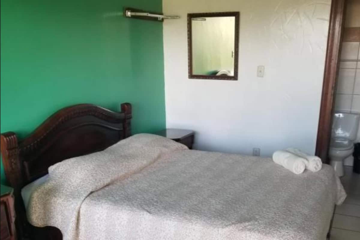 1 chambre, couette en duvet d'oie, rideaux occultants, Wi-Fi gratuit