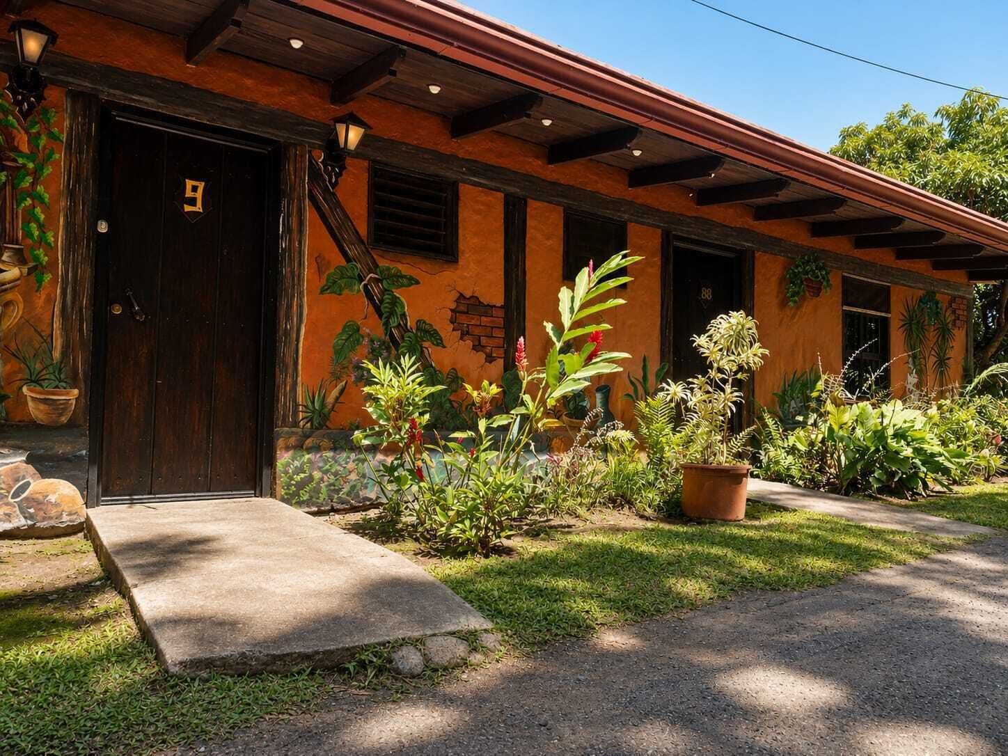 Maison familiale, 3 chambres, cuisine, vue sur la ville | Couette en duvet, rideaux d’obscurcissement, accès au Wi-Fi (inclus)