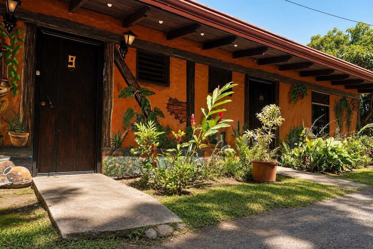 Maison familiale, 3 chambres, cuisine, vue sur la ville | Couette en duvet, rideaux dâobscurcissement, accès au Wi-Fi (inclus)