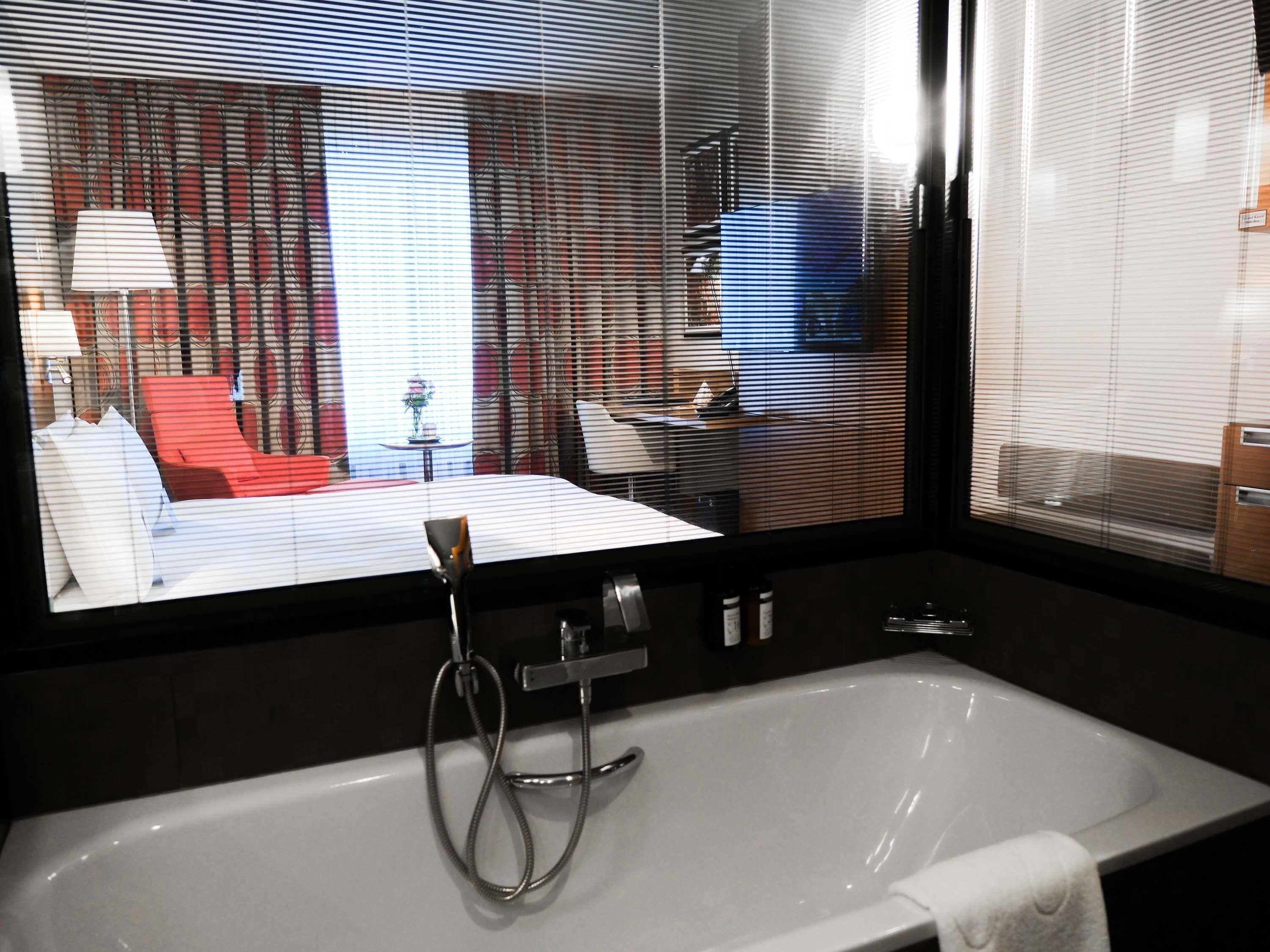 Chambre Deluxe, 1 très grand lit | Literie hypoallergénique, coffre-fort pour ordinateur portable