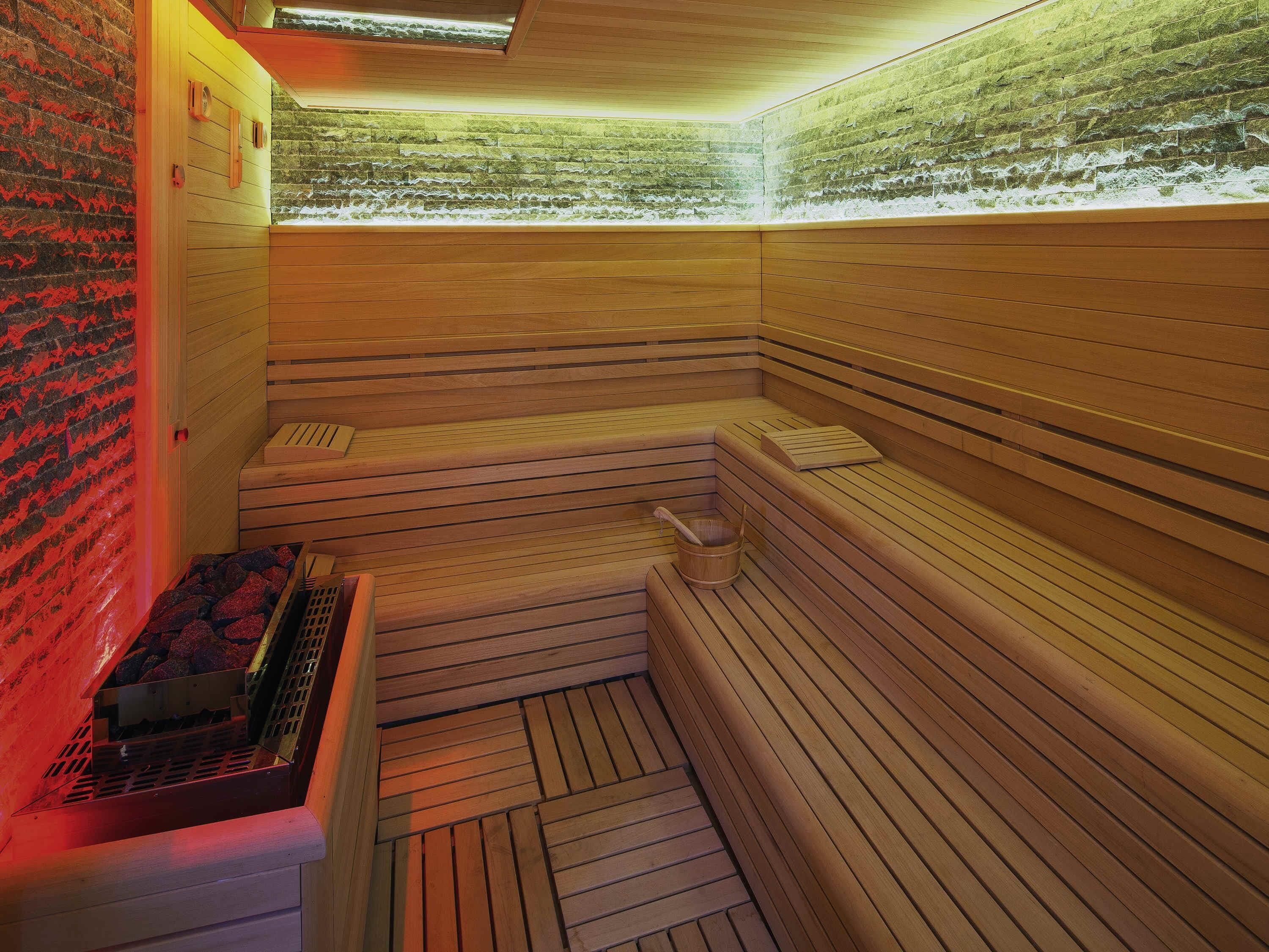 Salas de tratamiento para parejas y baño turco o hammam 