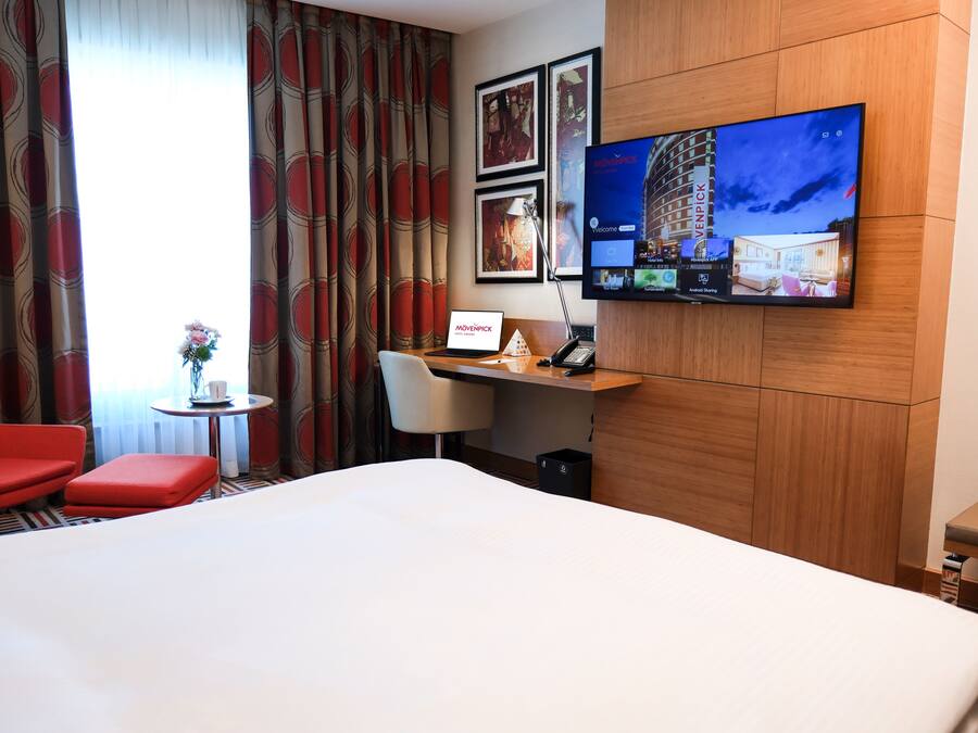 Quarto luxo, 1 cama King | Roupas de cama antialérgicas, cofres nos quartos