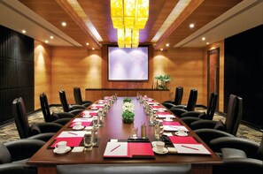 Meeting facility - Vivanta Hyderabad, Begumpet (Hyderabad)